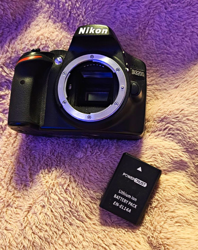 Nikon d3200 dslr body - nikon,